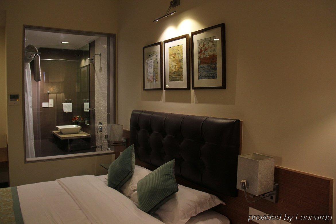 Hotel Riverview Ahmedabad Kamer foto